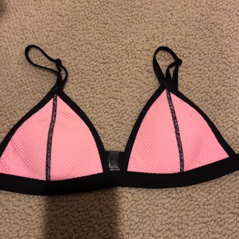 Triangl top